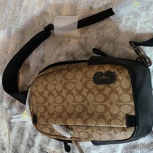 COACH SLINGPACK BAG